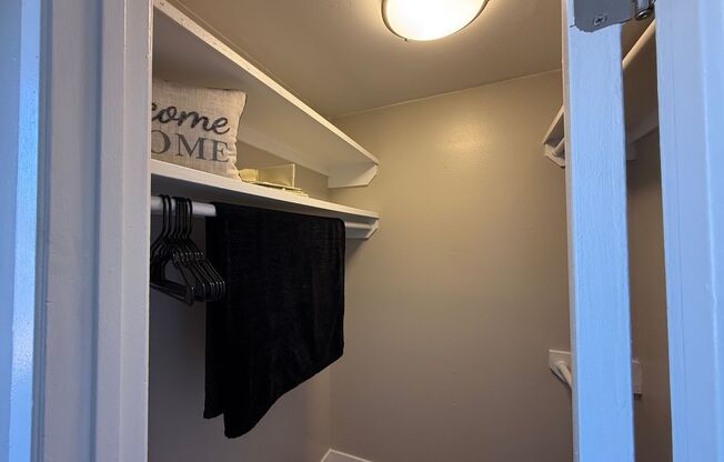 1 bed, 1 bath, 436 sqft, $1,895, Unit 32