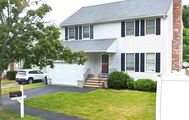 31 HELEN ST