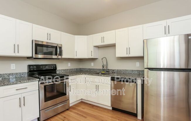 840 SMITH ST SW