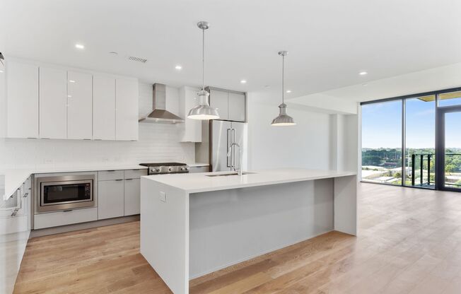 3 beds, 3 baths, 1,930 sqft, $4,266, Unit 788 UNIT 415