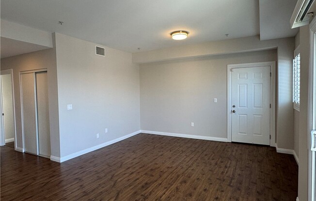 1529 PLEASANT AVE