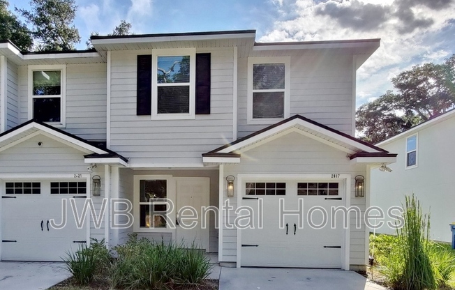 2817 REGULUS DR