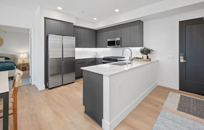 2 beds, 2 baths, 888 sqft, $3,000, Unit 206