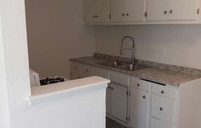 1130-38 W. Brook St.