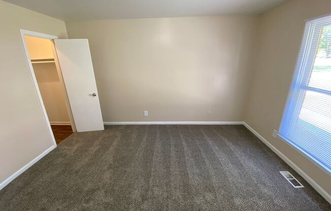 1 bed, 1 bath, 564 sqft, $1,000, Unit 4601-01