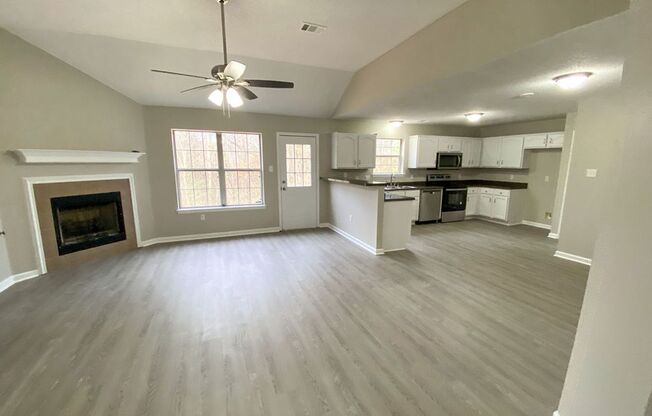 3 bed 2 bath Near Egypt Central and Raleigh-Millington