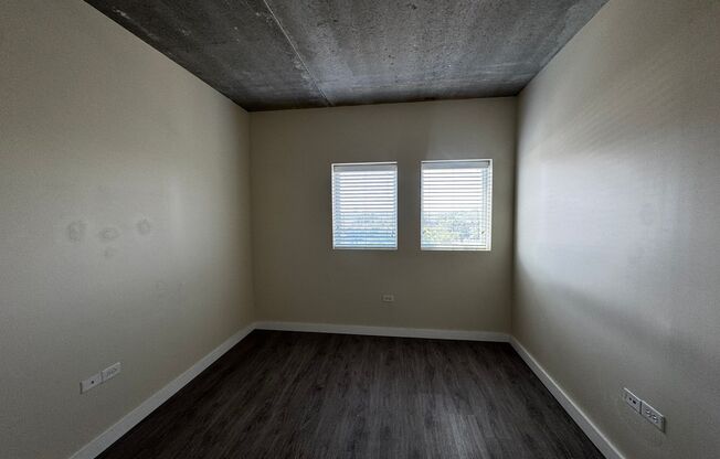 2 beds, 1 bath, 826 sqft, $2,500, Unit 708