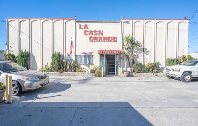 11143 S. Inglewood Ave.