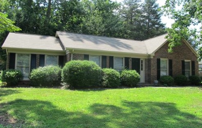 Well maintained brick home in NW Greensboro !! GREAT price