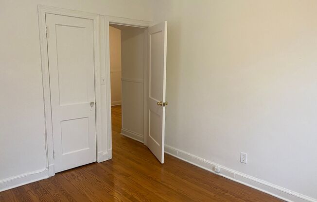 2 beds, 1 bath, 755 sqft, $1,895, Unit 426 #2