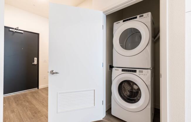 Washer and Dryer at Marina Square, Bremerton, WA, 98337