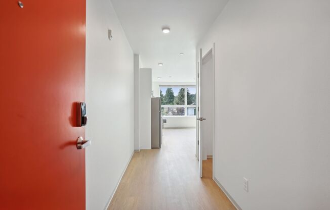 Studio, 1 bath, 288 sqft, $1,640, Unit Unit 103