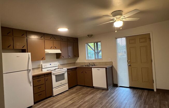 Waular04-Park Place Apartments