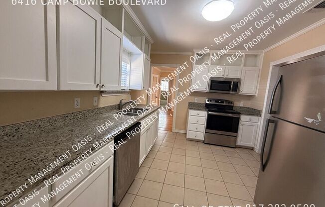 6416 CAMP BOWIE BLVD