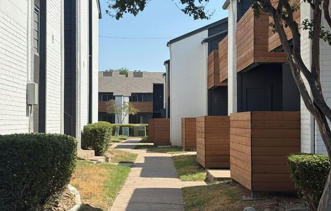 1 bed, 1 bath, 545 sqft, $1,050, Unit 1-103