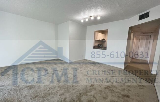 2 beds, 1 bath, 896 sqft, $2,095, Unit C306