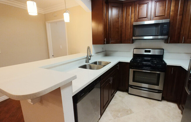 1 bed, 1 bath, 890 sqft, $2,595, Unit 314