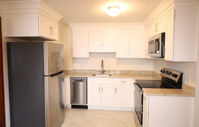 1 bed, 1 bath, 700 sqft, $2,300, Unit 1