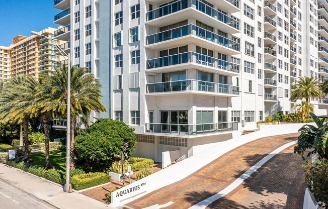 2751 S OCEAN DR #APT 508S HOLLYWOOD, FL 33019