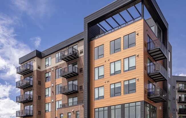 exterior shot of Lyra apartments in centennial