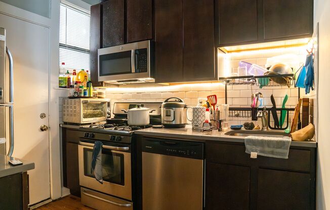 2 beds, 1 bath, 775 sqft, $1,750, Unit 3010-1N