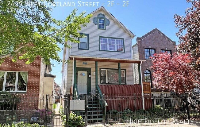 2429 W CORTLAND ST