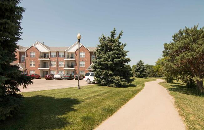 Walking trail next to Williamsburg Park Apartments in Lincoln NE