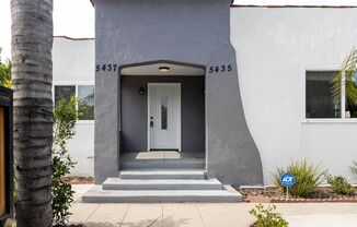 Must see modern 2 BR/2 BA just north of Melrose near Paramount Studios!