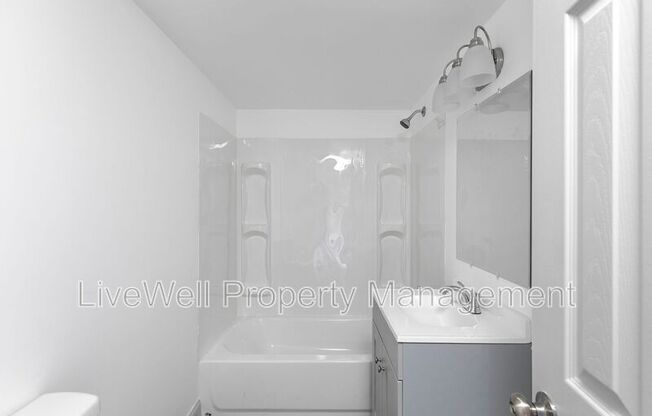 2608 20 AVE N