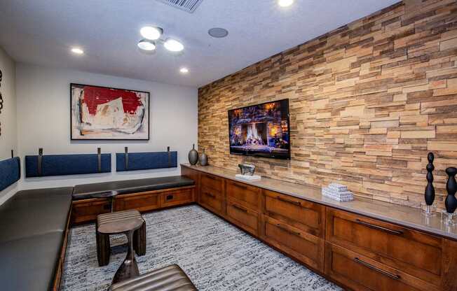 Top rated apartments Santa Fe with media room
