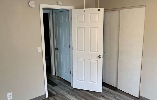 1 bed, 1 bath, 552 sqft, $775, Unit DB1-2