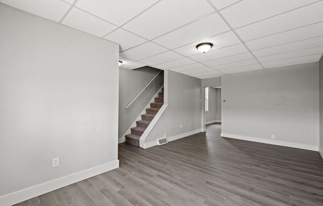 $150 OFF 1ST MONTH OF RENT THRU JULY 15! Cozy 2 bedroom home in Myer Park available June 15th!