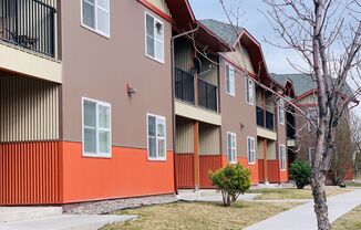 2 beds, 1 bath, 800 sqft, $1,395, Unit 4720 - 104