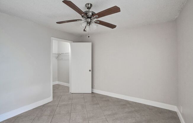 2 beds, 2 baths, $2,000, Unit APARTMENT 407