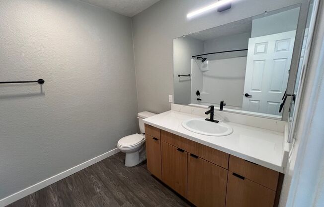 2 beds, 2 baths, 841 sqft, $2,850, Unit E031