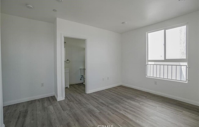 5 beds, 4.5 baths, 1,800 sqft, $4,200, Unit 1