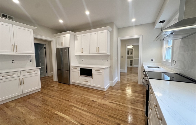 107 UNIVERSITY RD