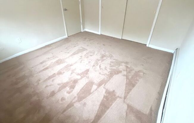 1 bed, 1 bath, 550 sqft, $1,195, Unit H01