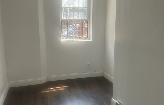 802 ROGERS AVE
