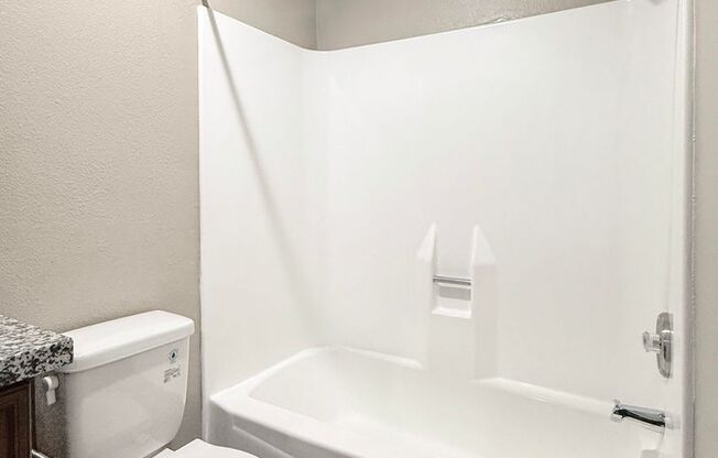 2 beds, 2 baths, 1,046 sqft, $2,858, Unit 138