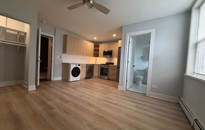 Studio, 1 bath, $1,495, Unit G6