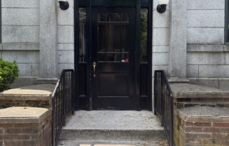 12 PRINCE ST
