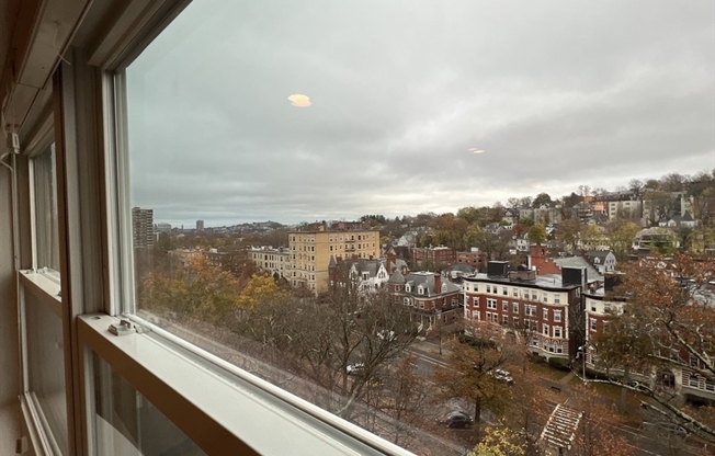 2 beds, 2 baths, 963 sqft, $3,950, Unit 1002