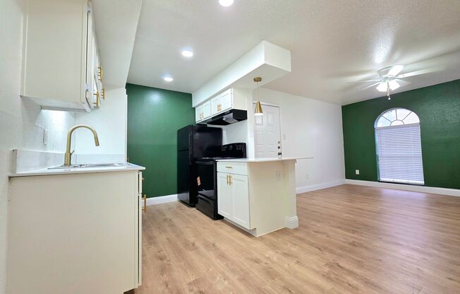 Oaks of Westlakes Apartments