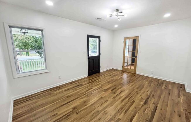 3 beds, 2 baths, $2,499