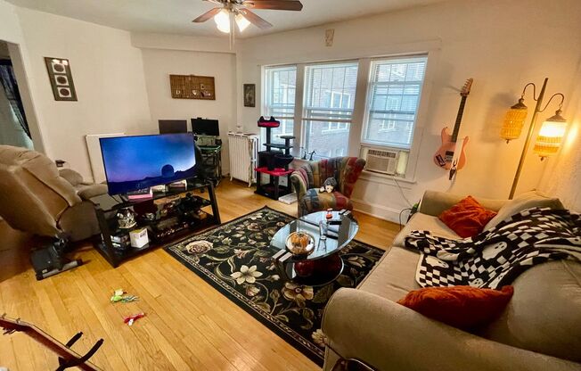 2518 N Lake Dr.