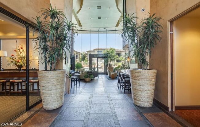 2 beds, 2 baths, $1,525, Unit UNIT 1116