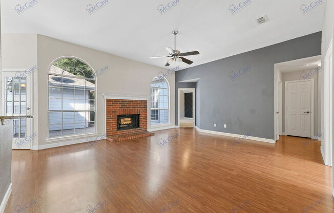 3 beds, 2 baths, 1,818 sqft, $2,395