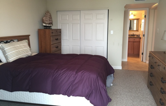 2 beds, 2 baths, $2,195, Unit Parking spot 6