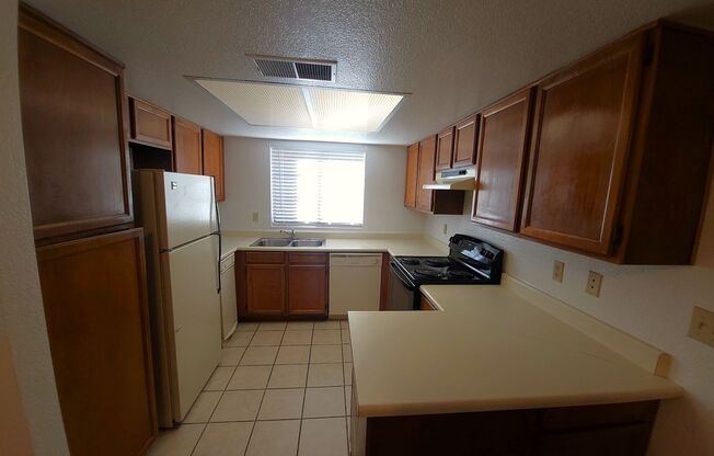 2 beds, 2 baths, $1,695, Unit # 153